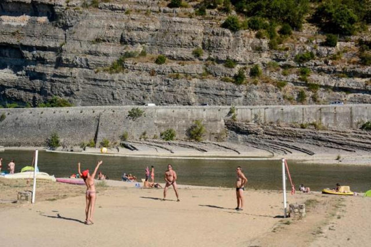 Aloha Plage Camping 4Etoiles Sampzon Exterior photo